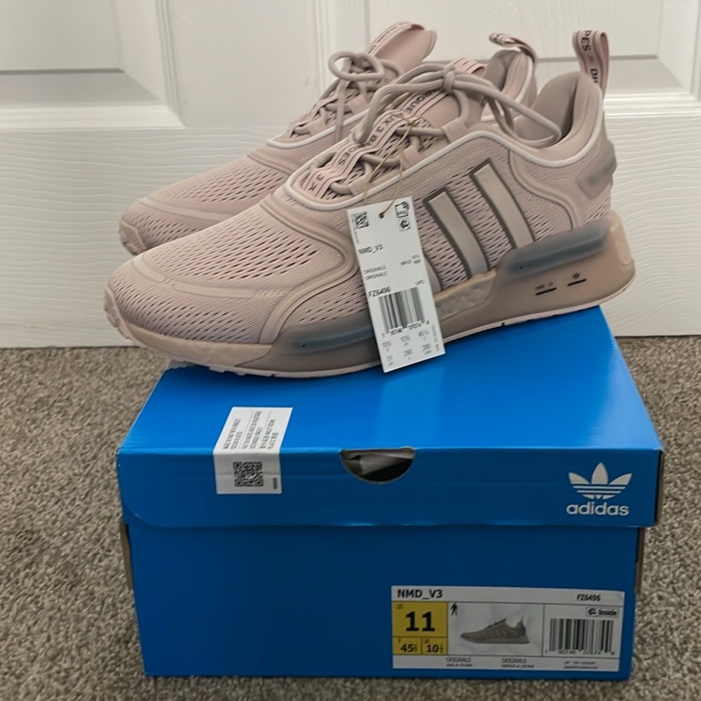 Adidas NMD R1 V3 Mens Shoes Size 11 New In Box NWT